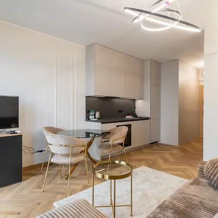 Global Park Beige Chic Apartment