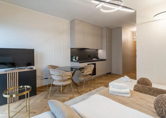 Global Park Beige Chic By Bookinghost Katowice